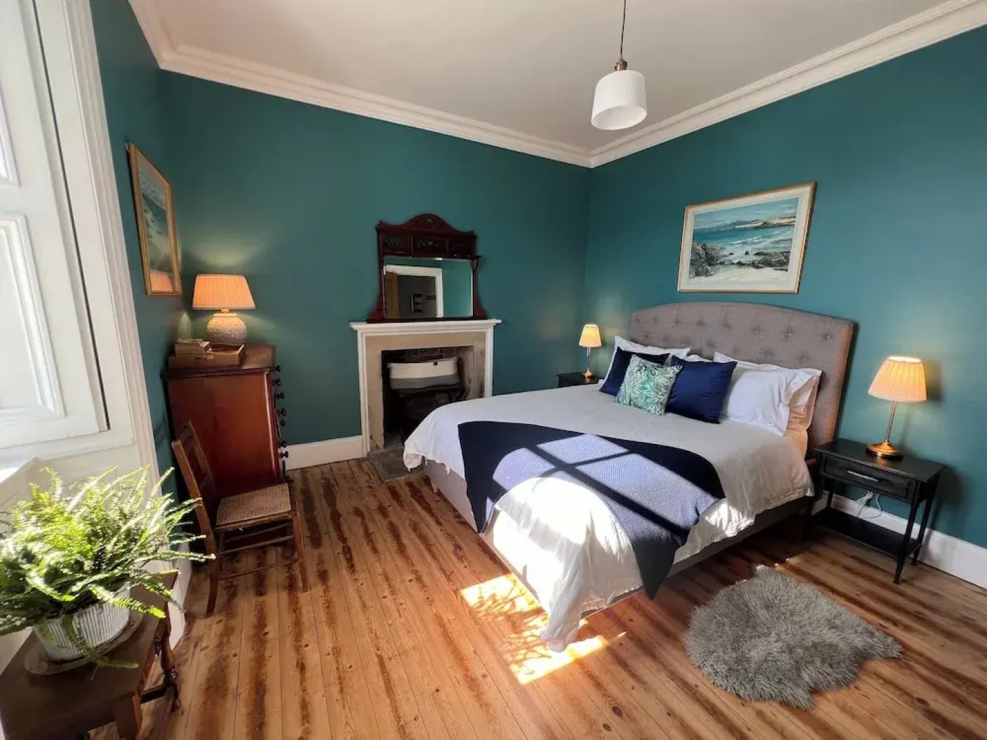 Eilean Sionnach Lighthouse Cottage