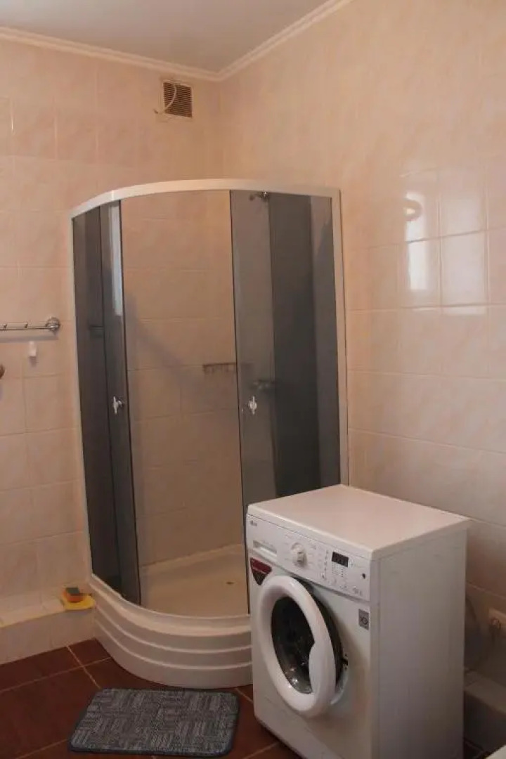 Apartment on Lermontova 35a