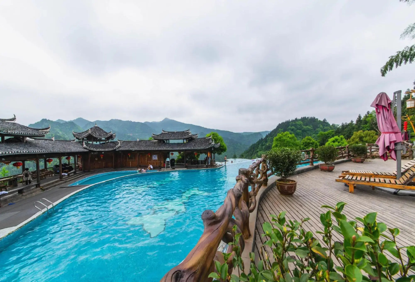 Fengxiang Yaozhai Hotel
