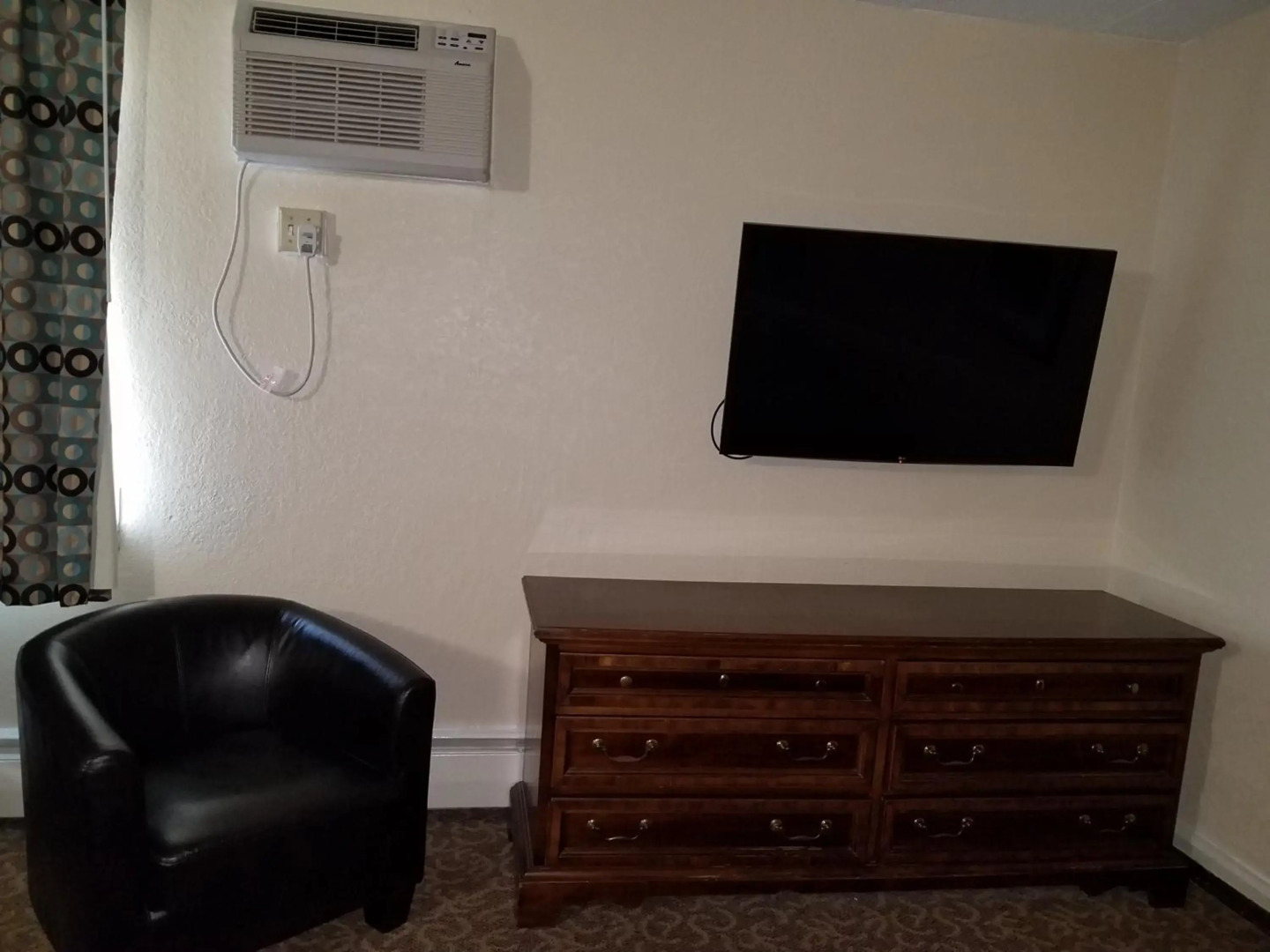 Red Carpet Inn Rochester