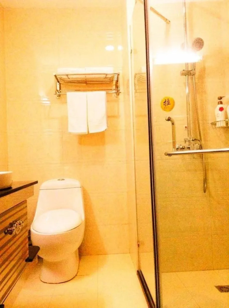 Hualian Business Hotel