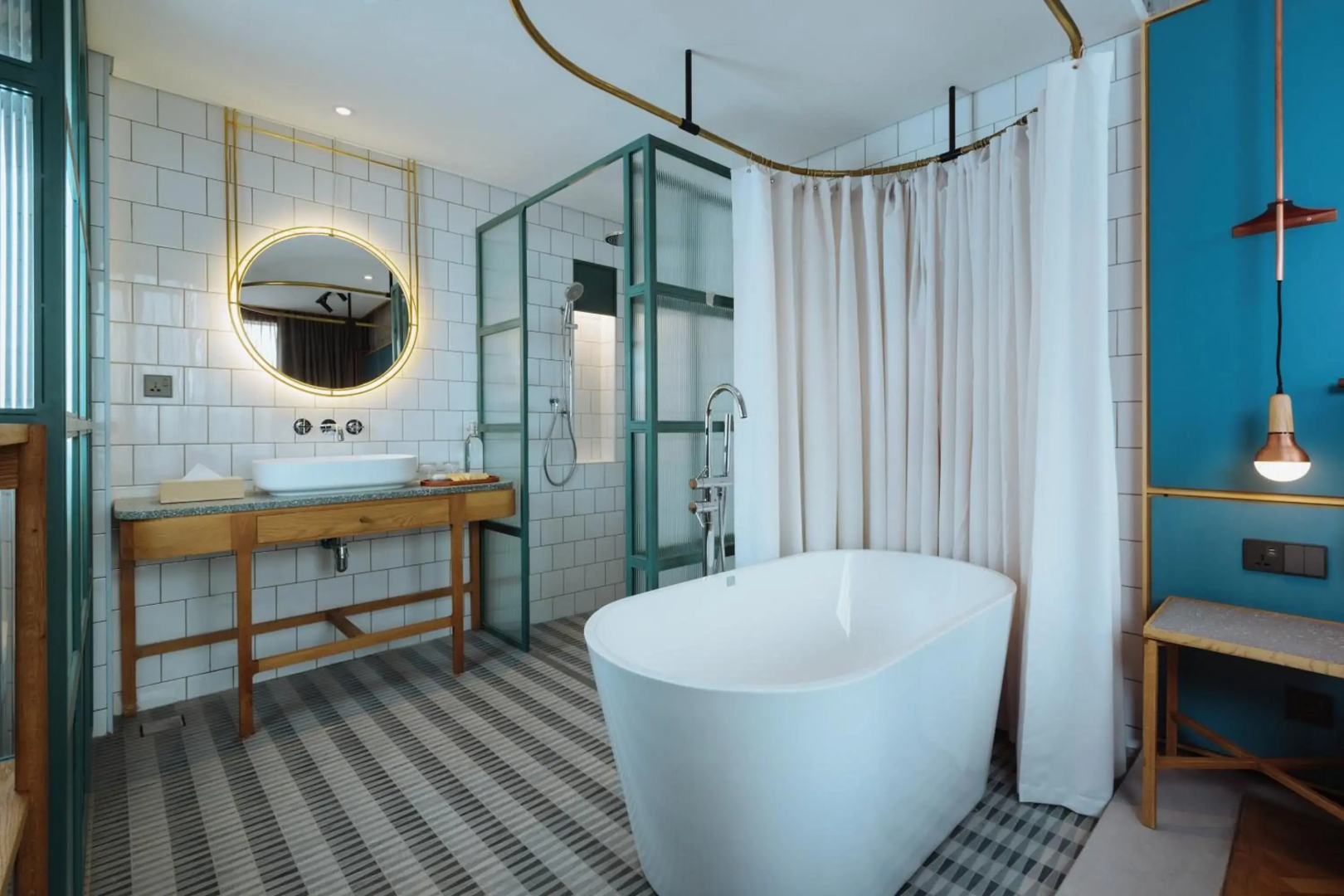 Kloe Hotel