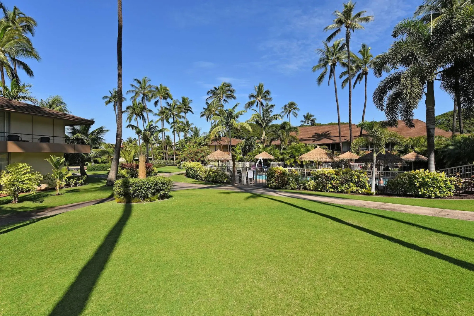 Maui Kaanapali S #b133 Studio Bedroom Condo by RedAwning