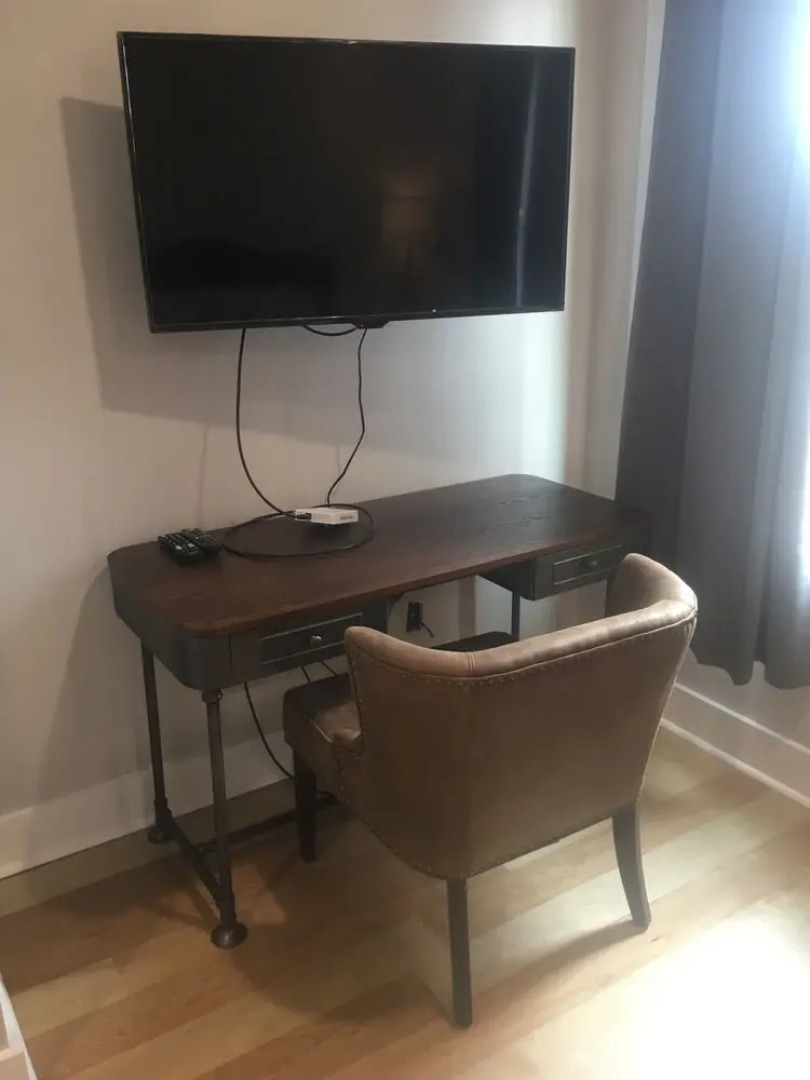 The Hotel at Huntington Square