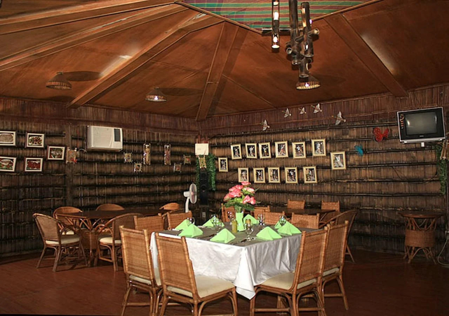 Islandia Alaminos Hotel