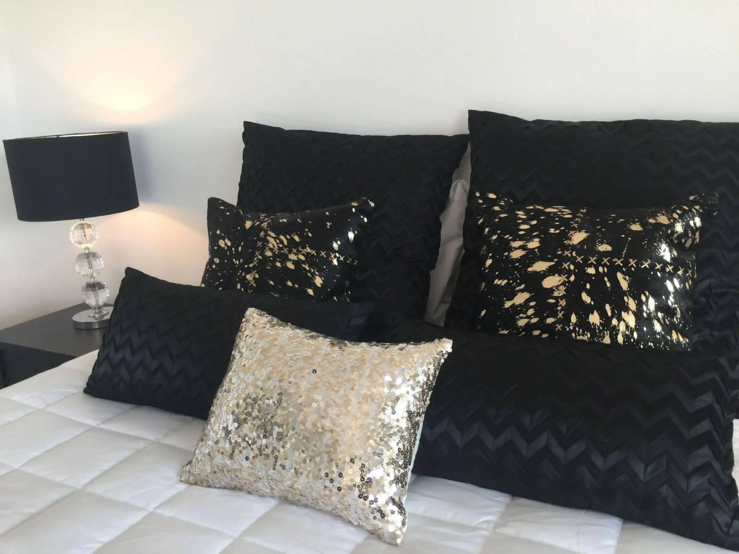 Seaview Waterfront Apartments