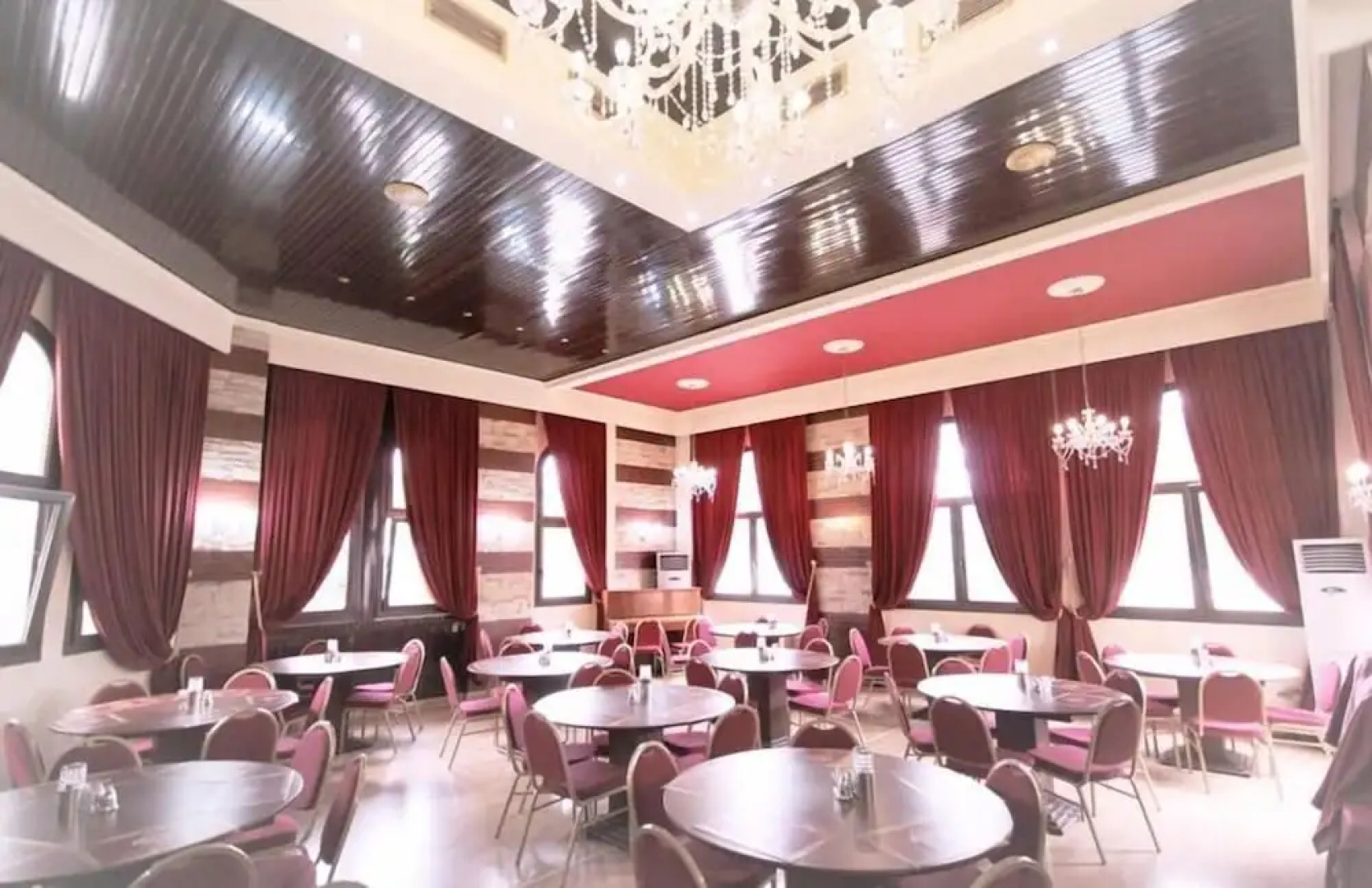 Arxhontiko Chris & Eve