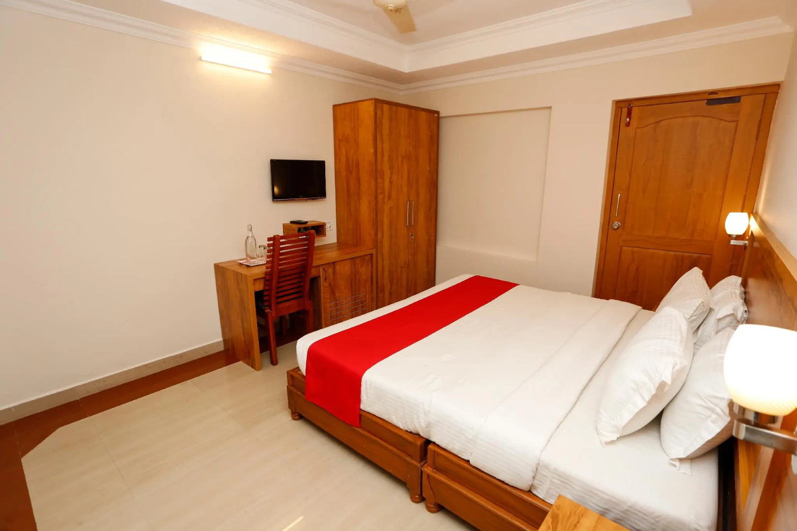 Jet Paark Resort Hotel Wayanad