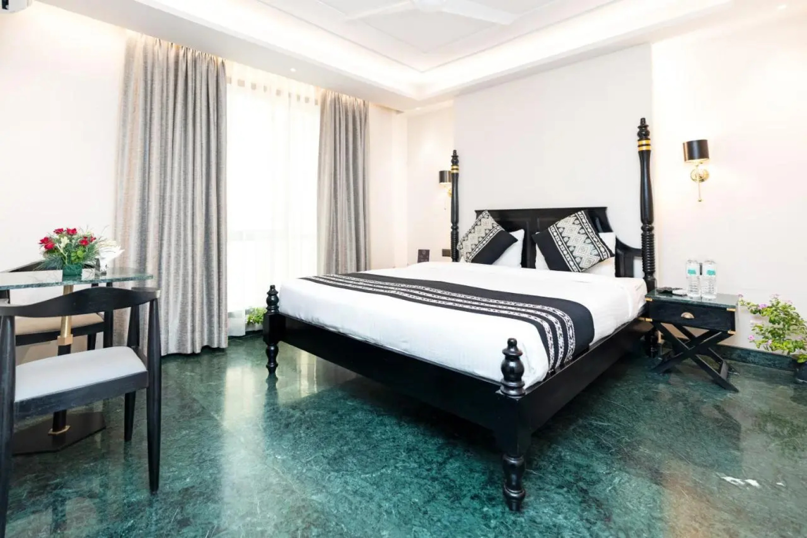 Foxoso Hotel Delhi