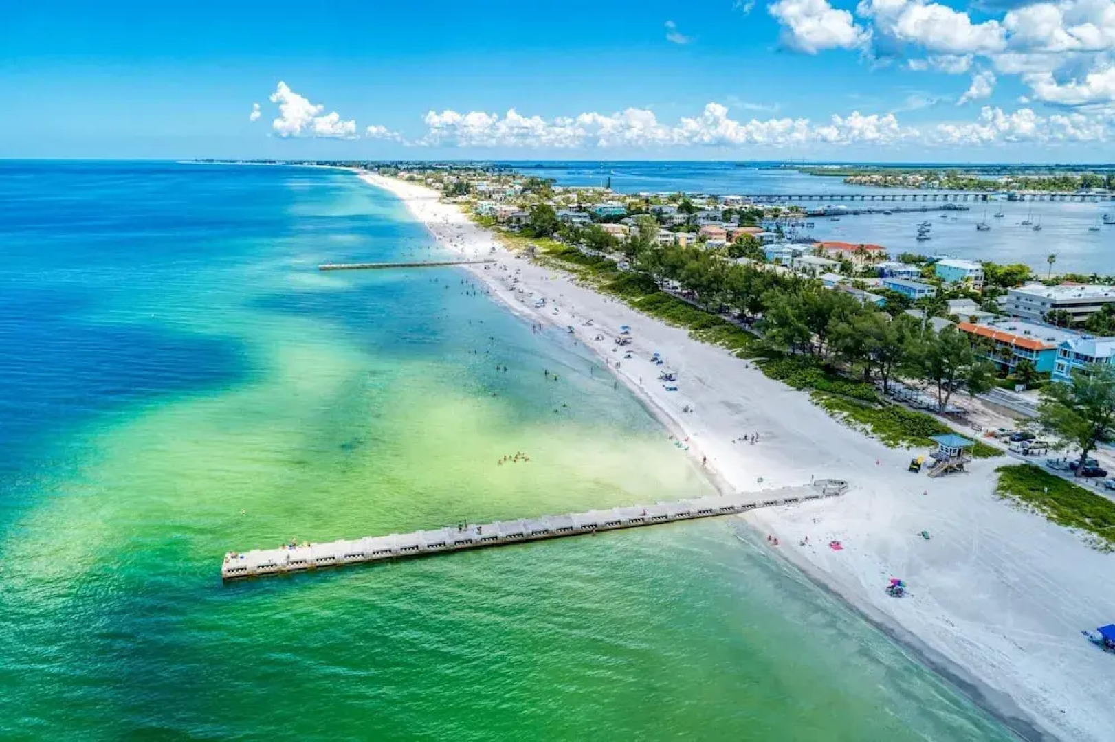 Cottage Haven-one Minute Walk To The Beach-private Yards-keyless Locks