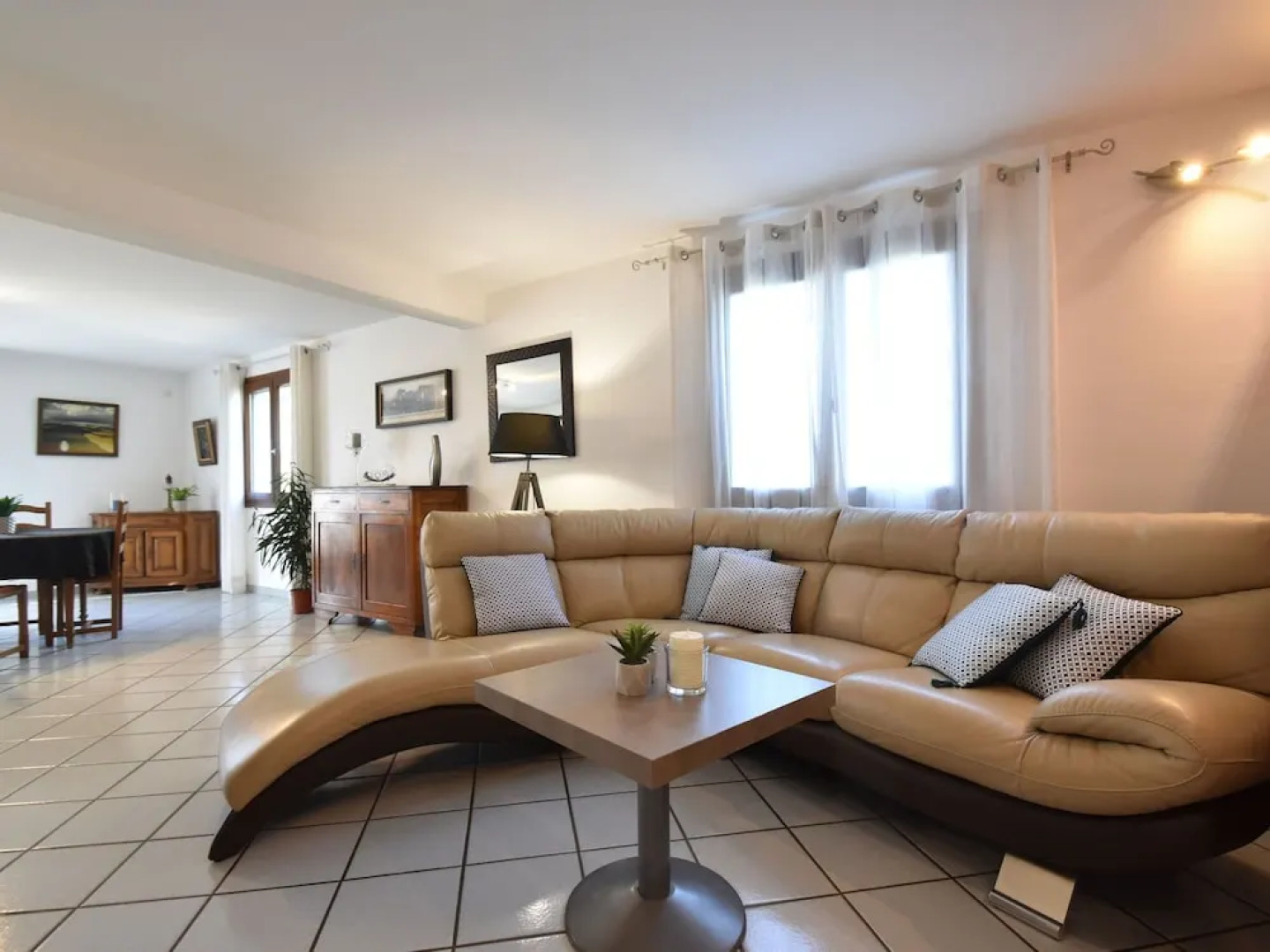 Comfortable Villa Near Alvignac With Private Swimming Pool and Stunning View