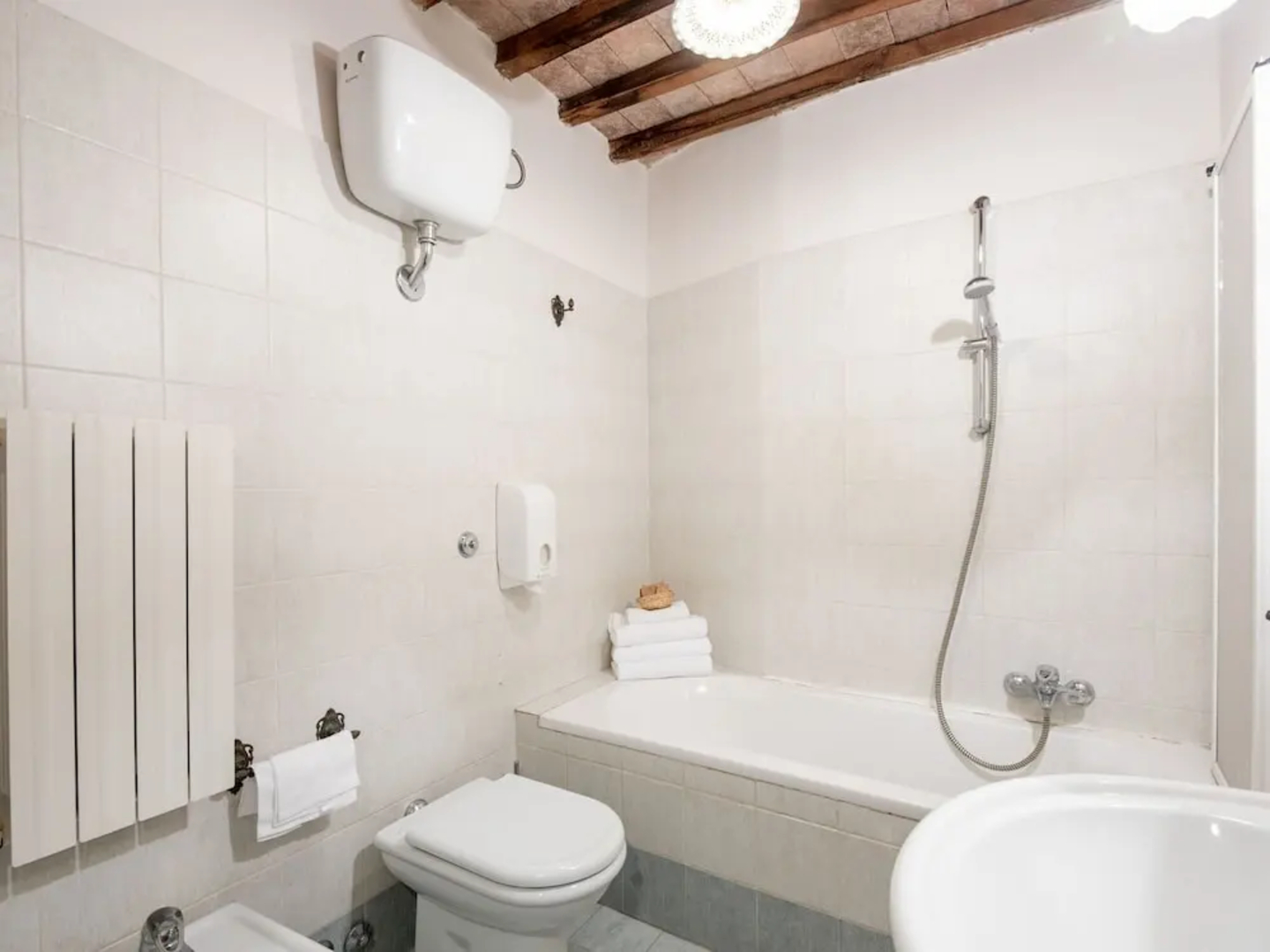 Alluring Apartment in Rapolano Terme with Swimming Pool