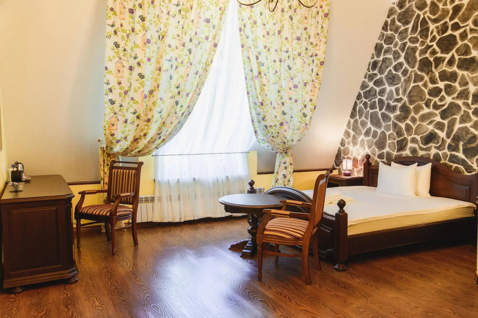 Променад Парк отель