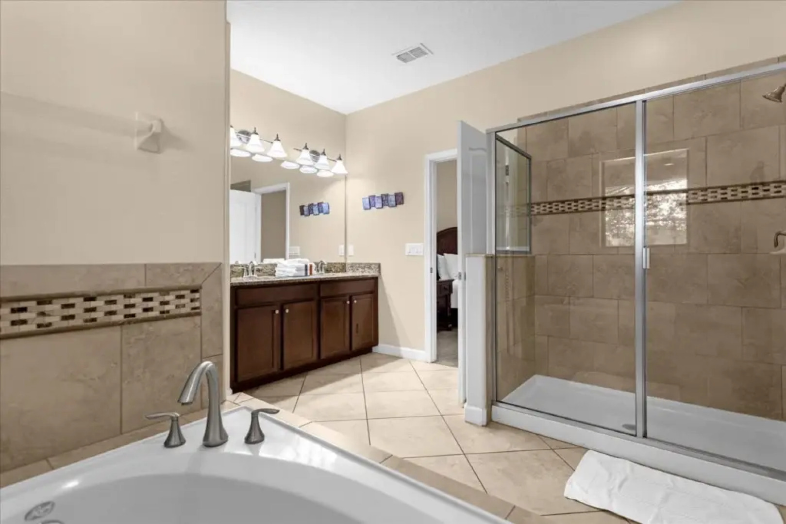 7 Bedrooms / 5 Bathrooms / Champions Gate (1532 MV), Davenport, US