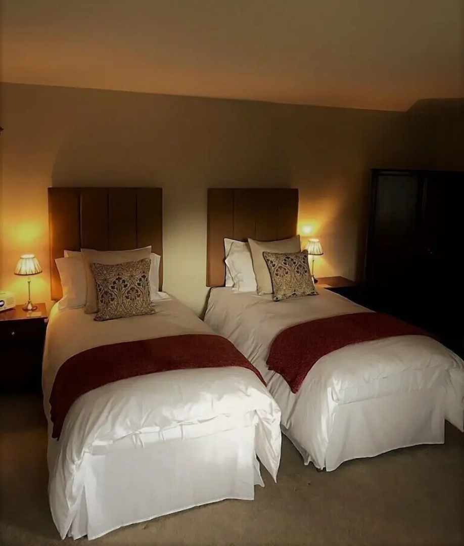 The Kirkstyle Inn & Rooms
