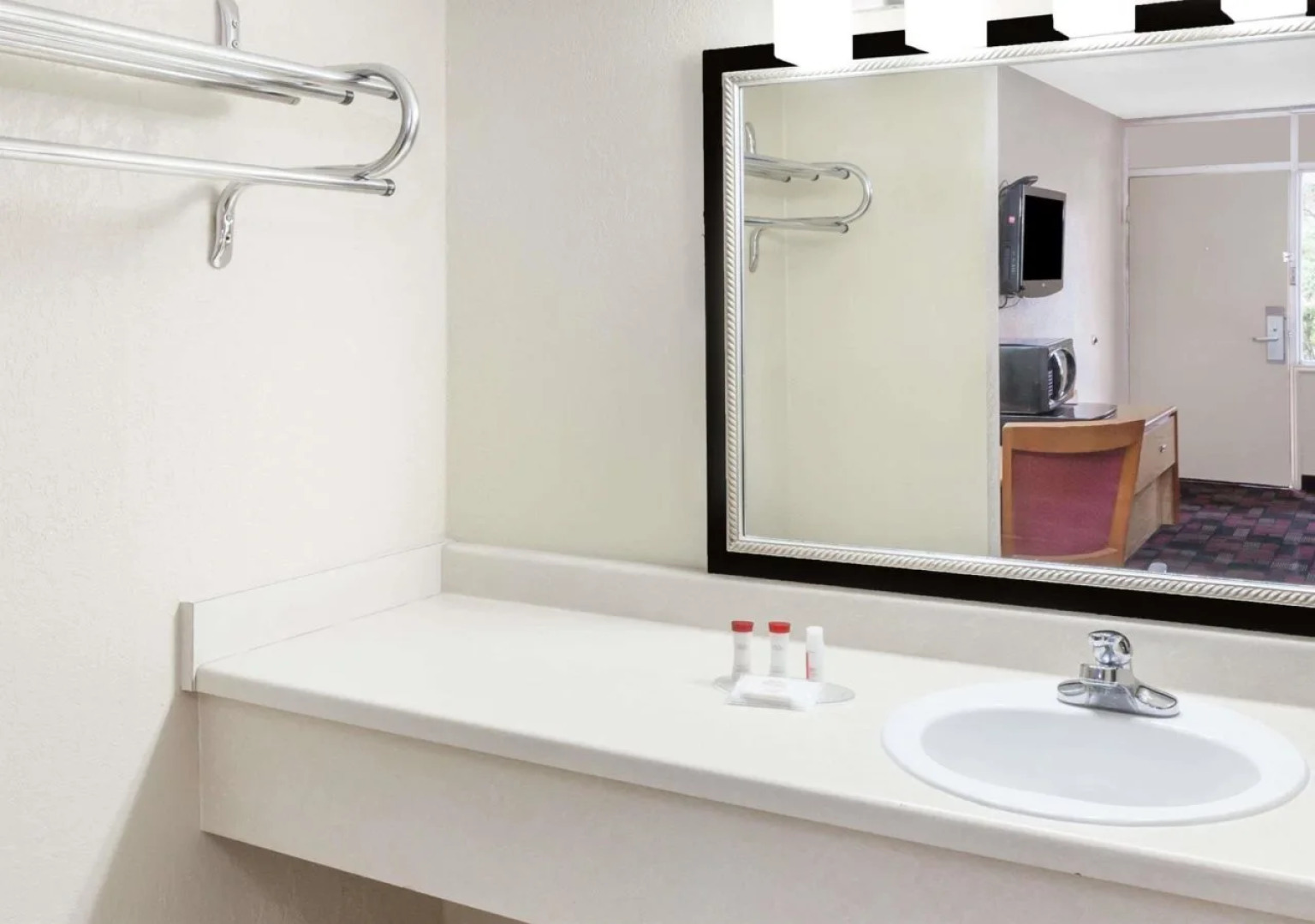 Ramada by Wyndham Clinton