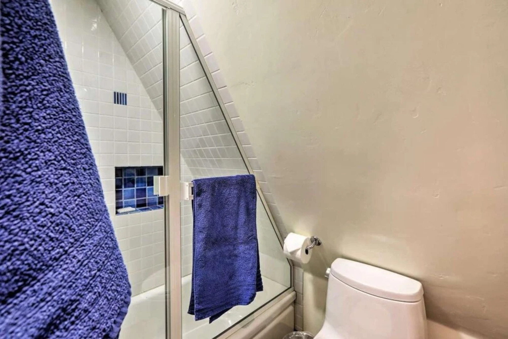 Squaw Valley Mountain Chalet w/ Private Hot Tub!