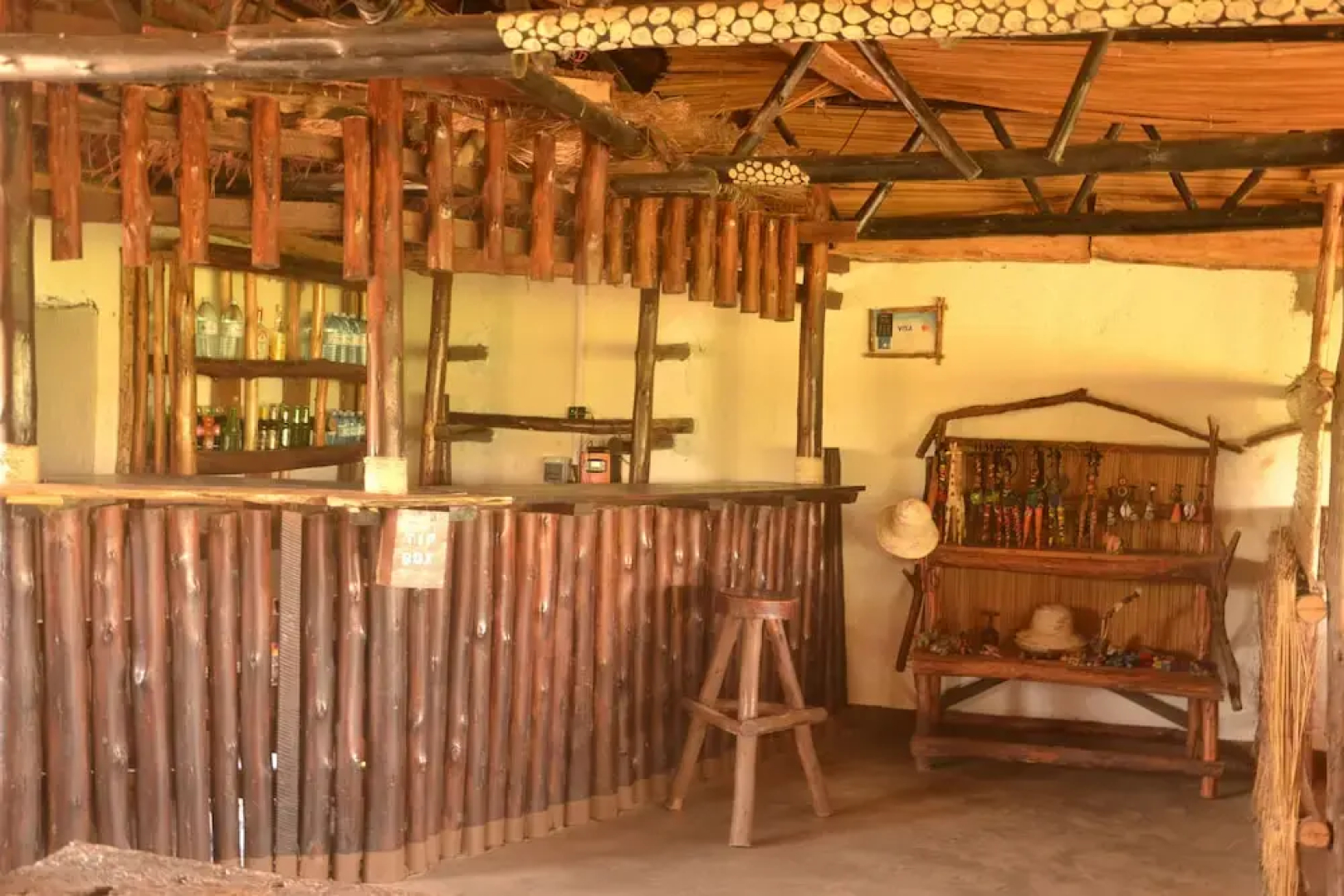 Hornbill Bush Lodge