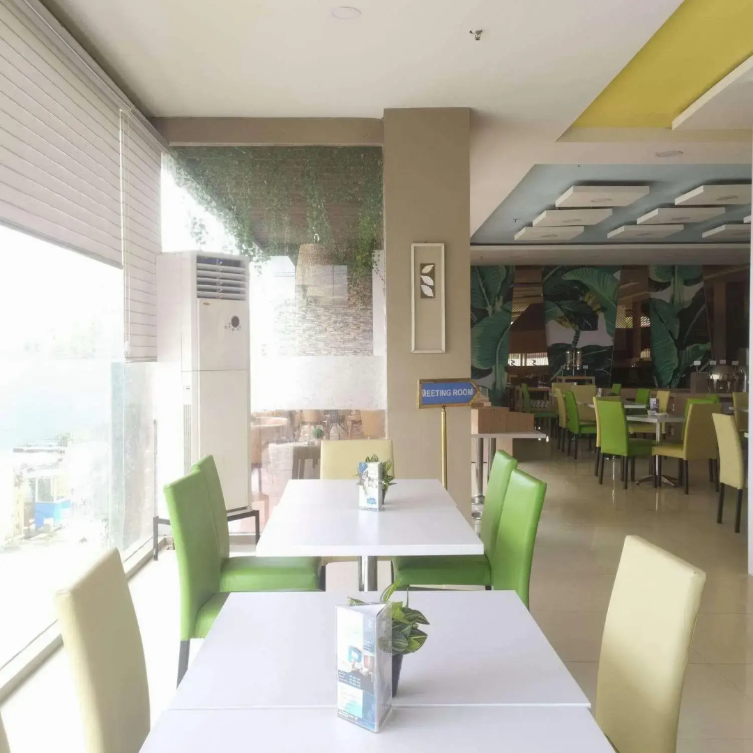 Zenith Hotel