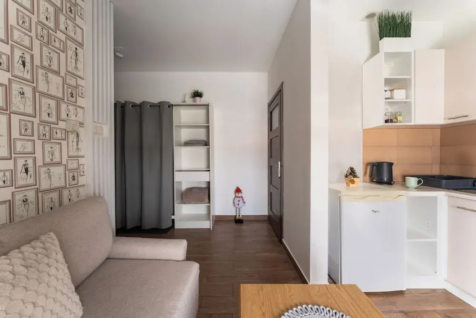 Apartament KOLEJOVA 21 - blisko centrum