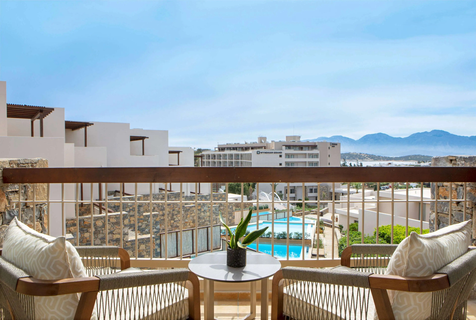 Курорт Mirabello Bay Luxury Resort