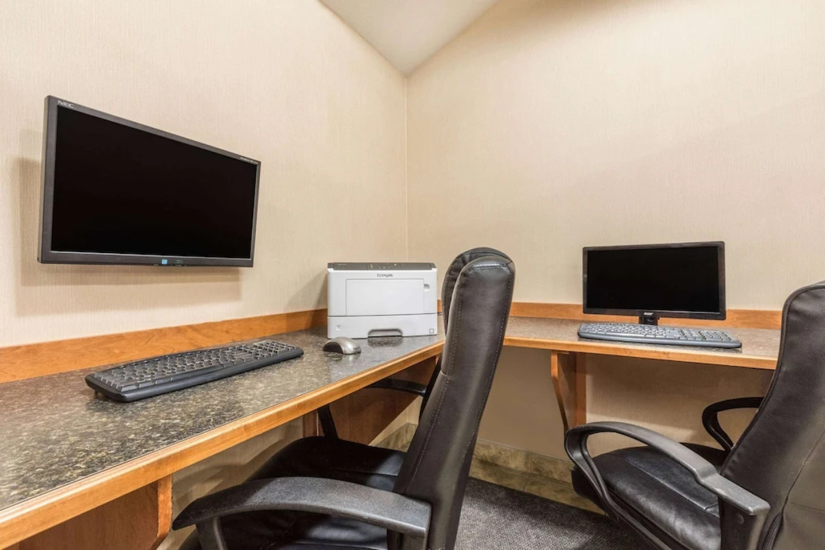 Ramada Clairmont/Grande Prairie