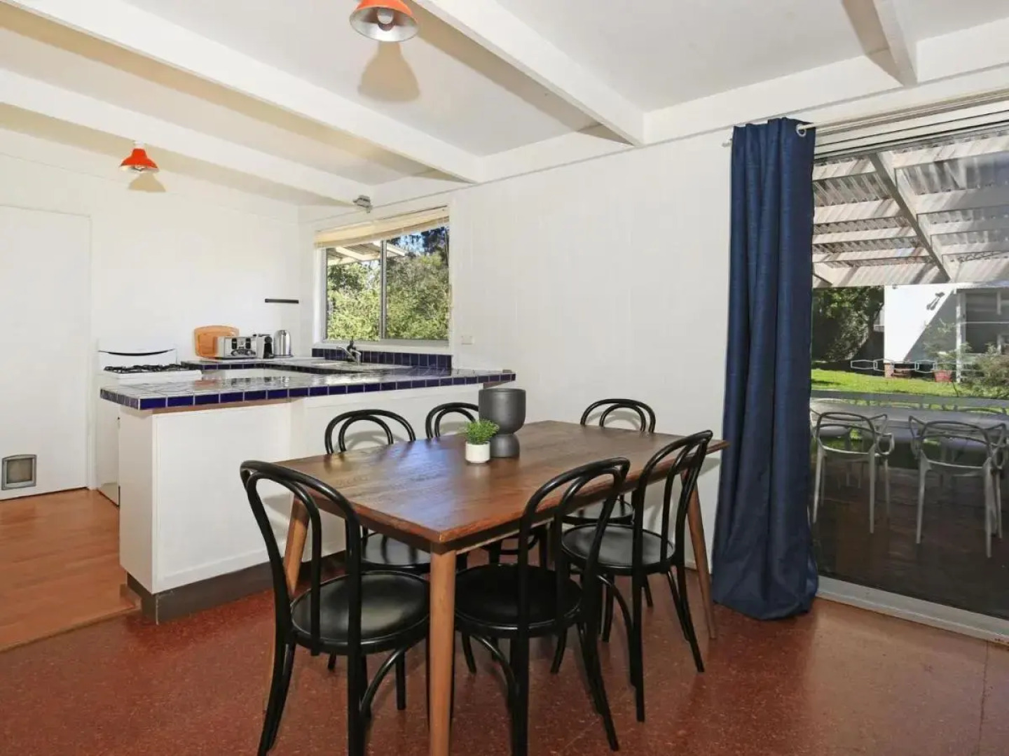 Nest - Pet Friendly - 2 Min Walk to Beach