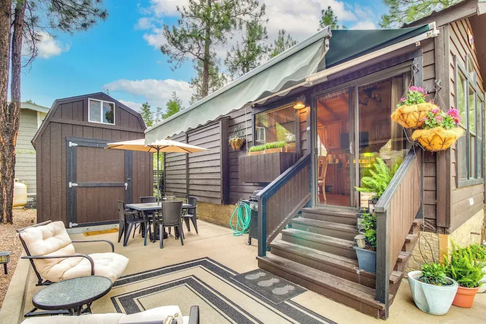 Hike & Fish: Cozy Cabin w/ Patio in Show Low!