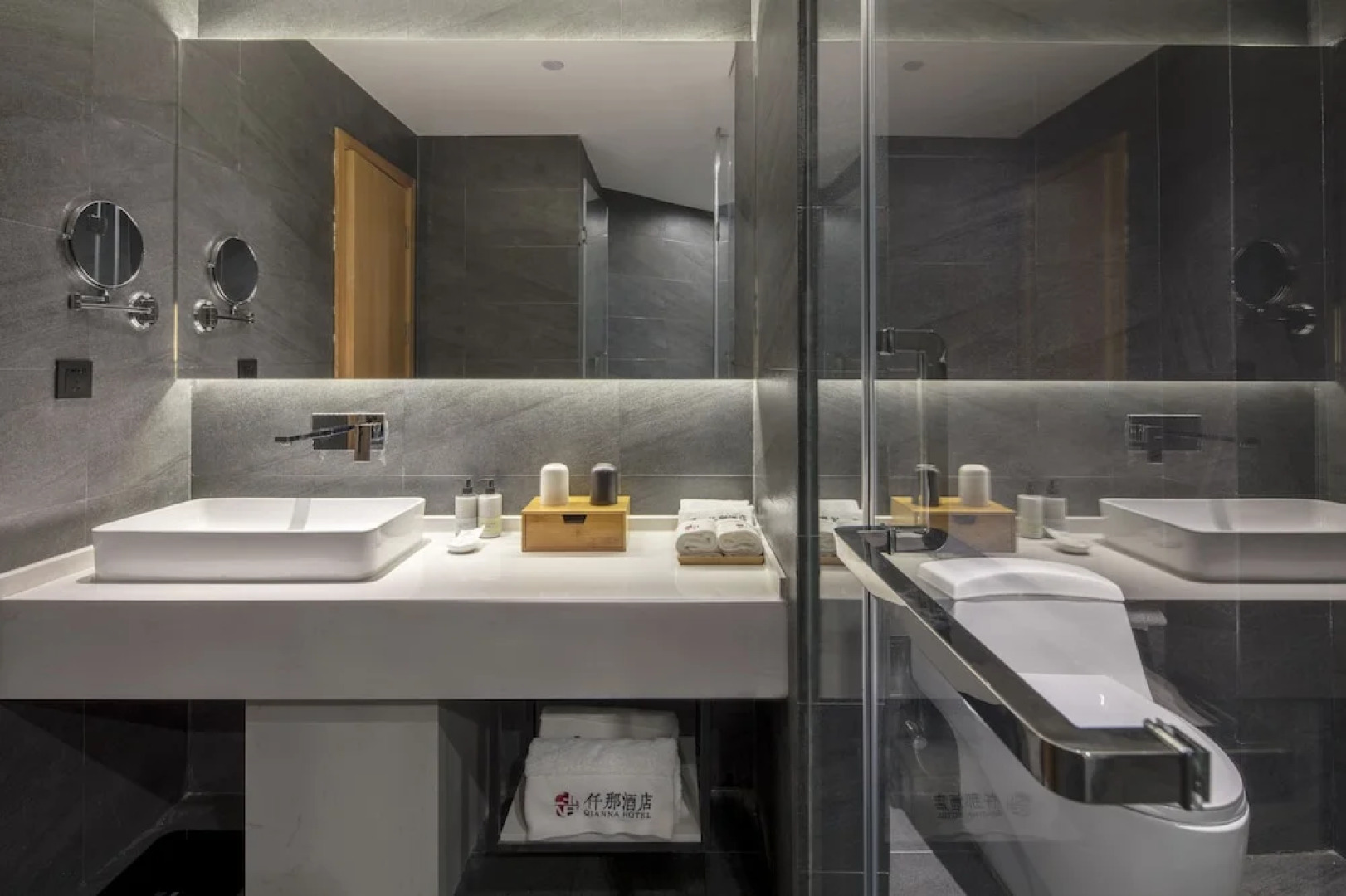 Qianna Hotel Xinxiang