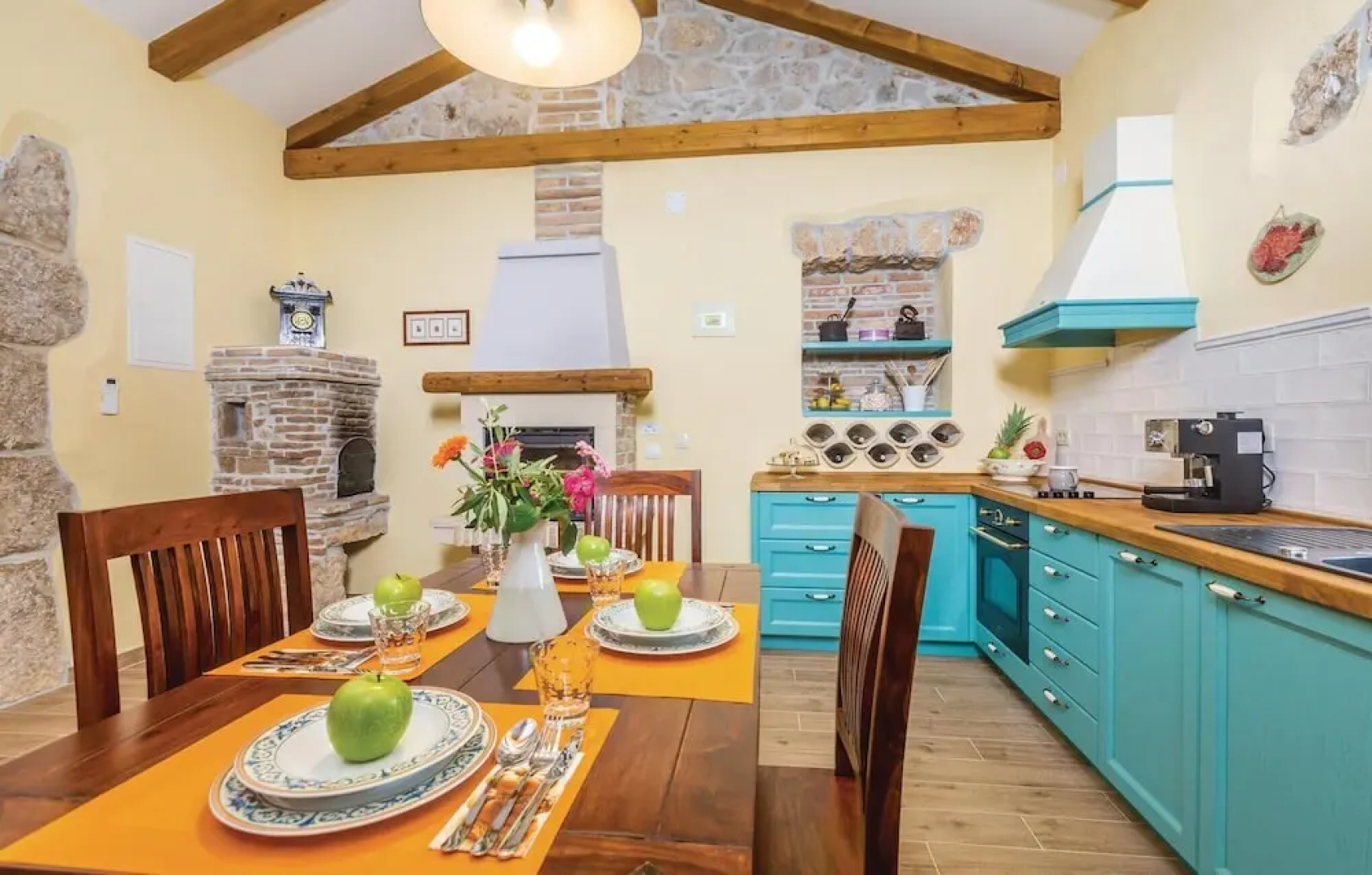 Beautiful Home in Svet Vid Dobrinjski With Wifi and 2 Bedrooms