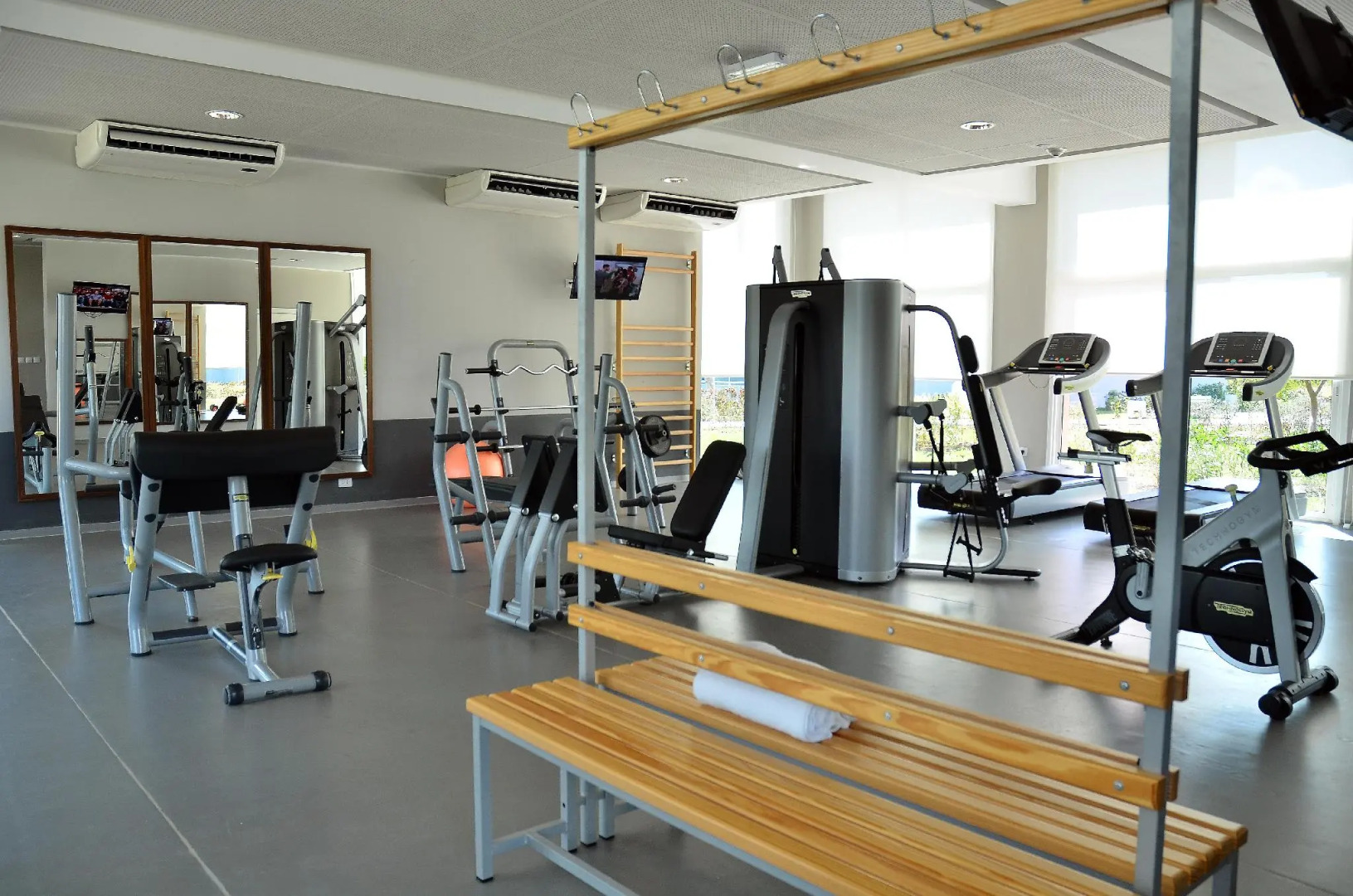 Grand Aston Cayo Las Brujas Beach Resort & Spa