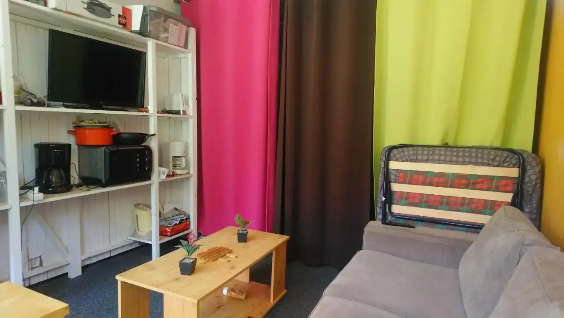 STUDIO en PLEINE MONTAGNE AVEC VUE SUR MARMOTTES