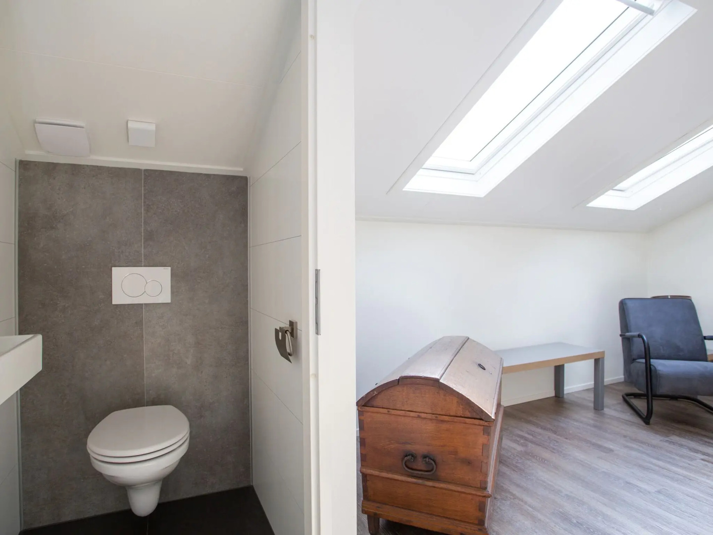 Beautiful House With Covered Terrace, Located in a Holiday Park in Rhenen