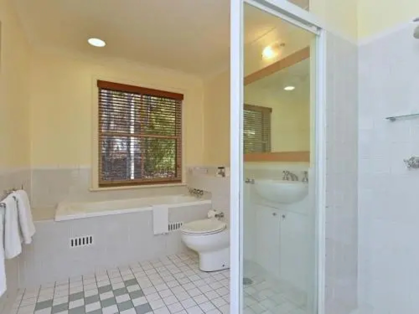 Villa 3br Chambourcin Resort Condo located within Cypress Lakes Resort (nothing is more central)