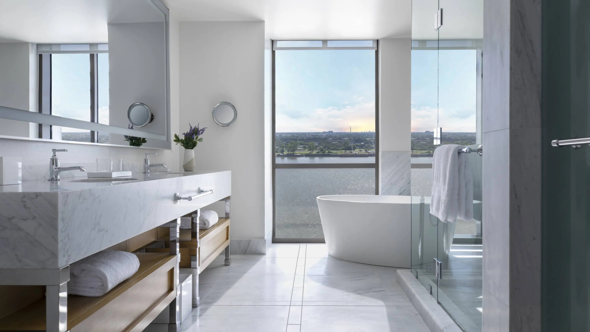 Отель Four Seasons New Orleans
