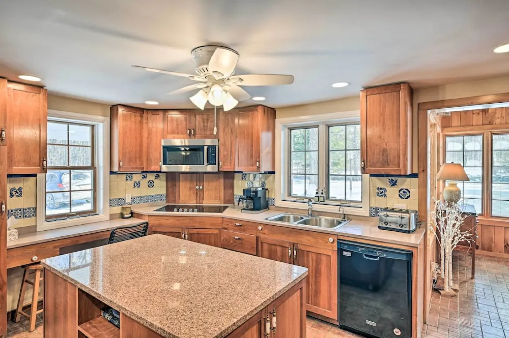 All Year-round Retreat Near Windham Mountain