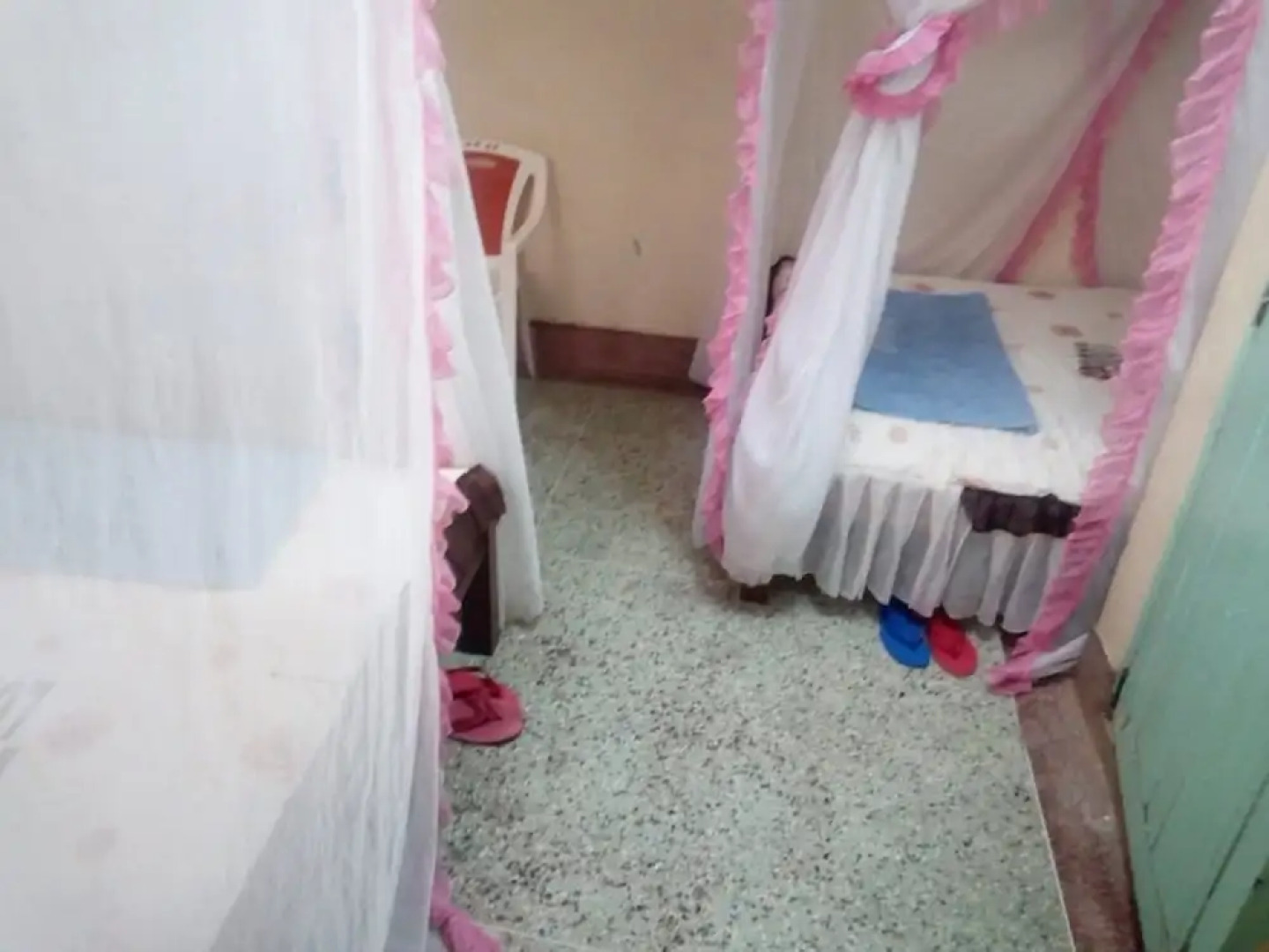 Tarino Bar And Lodging