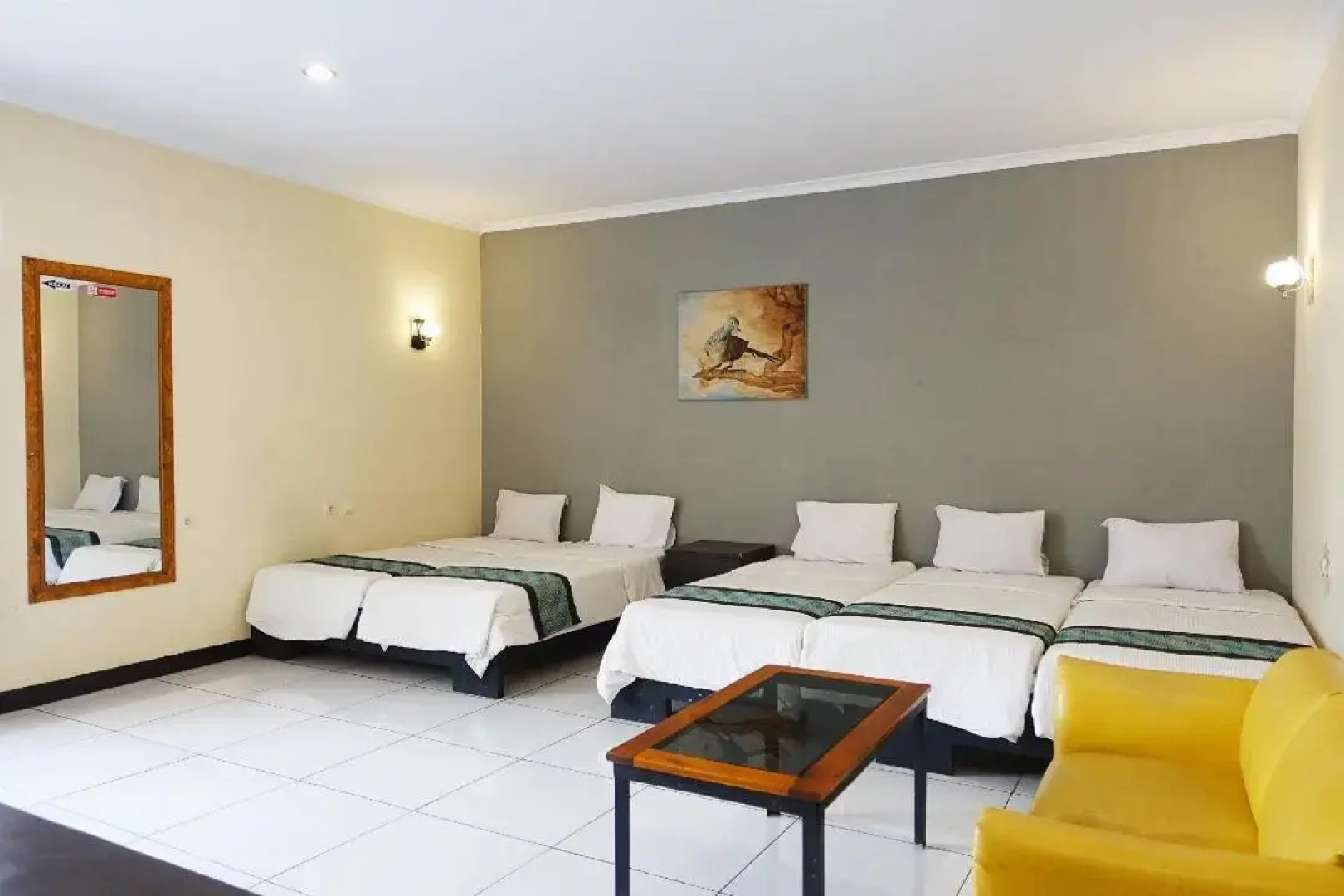 Saung Balibu Hotel