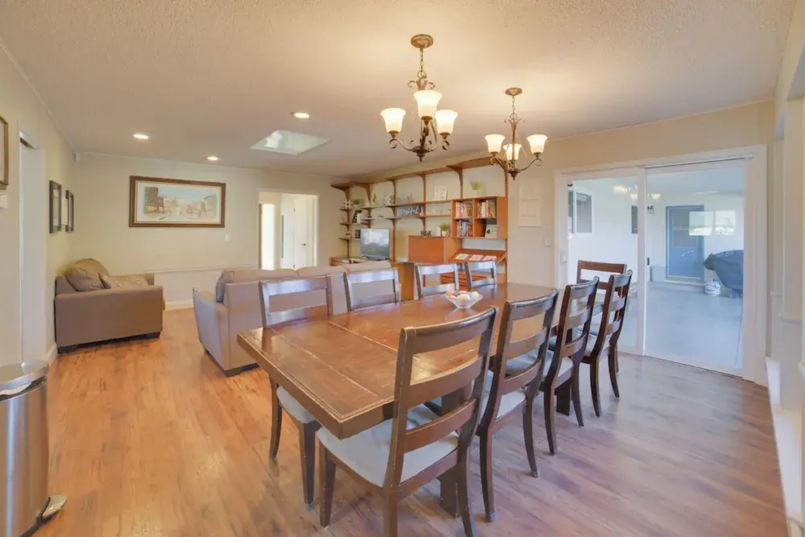 Quiet Salinas Vacation Rental 10 Mi to Beach