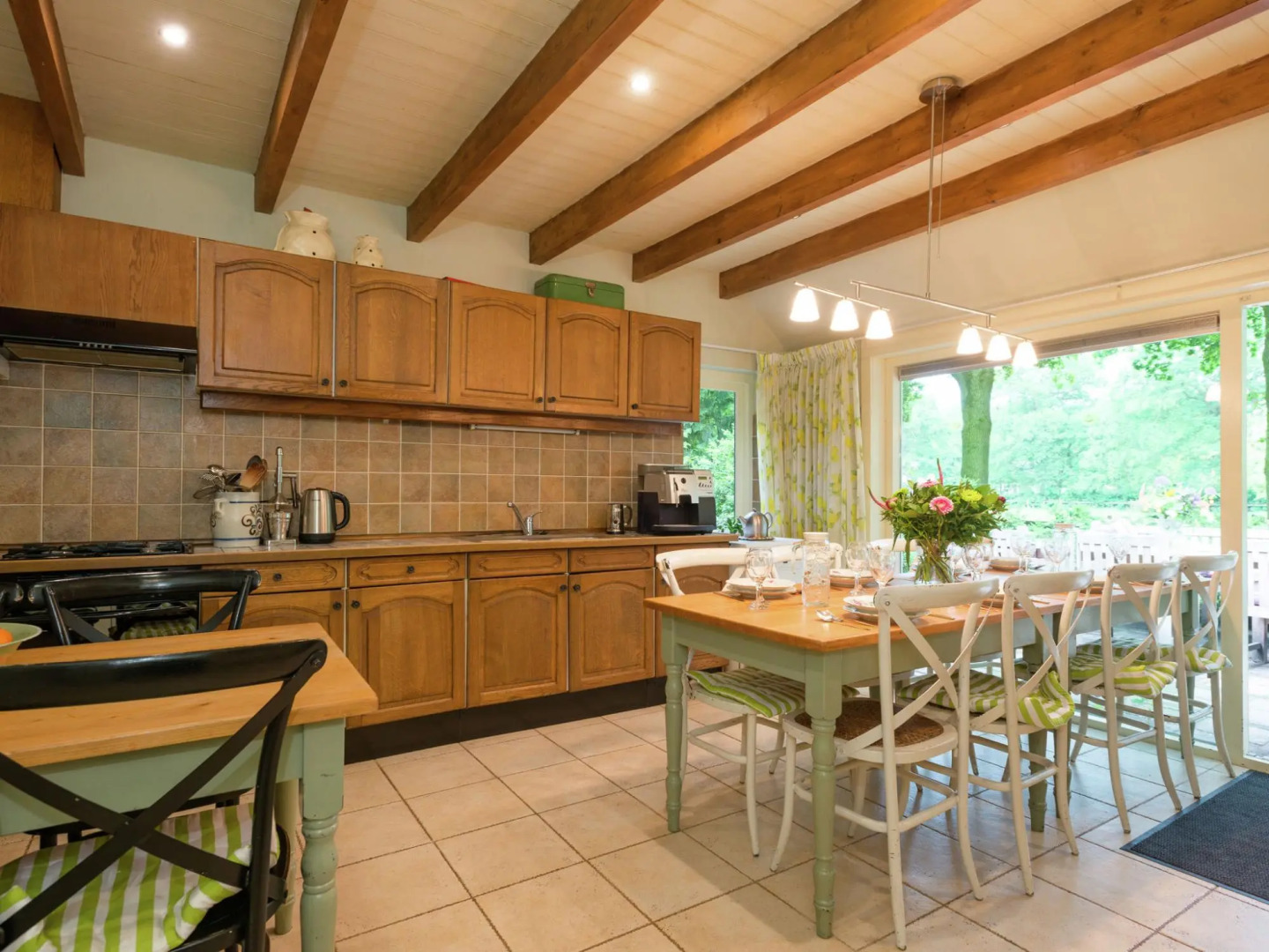 Secluded Farmhouse in Balkbrug with bubble bath