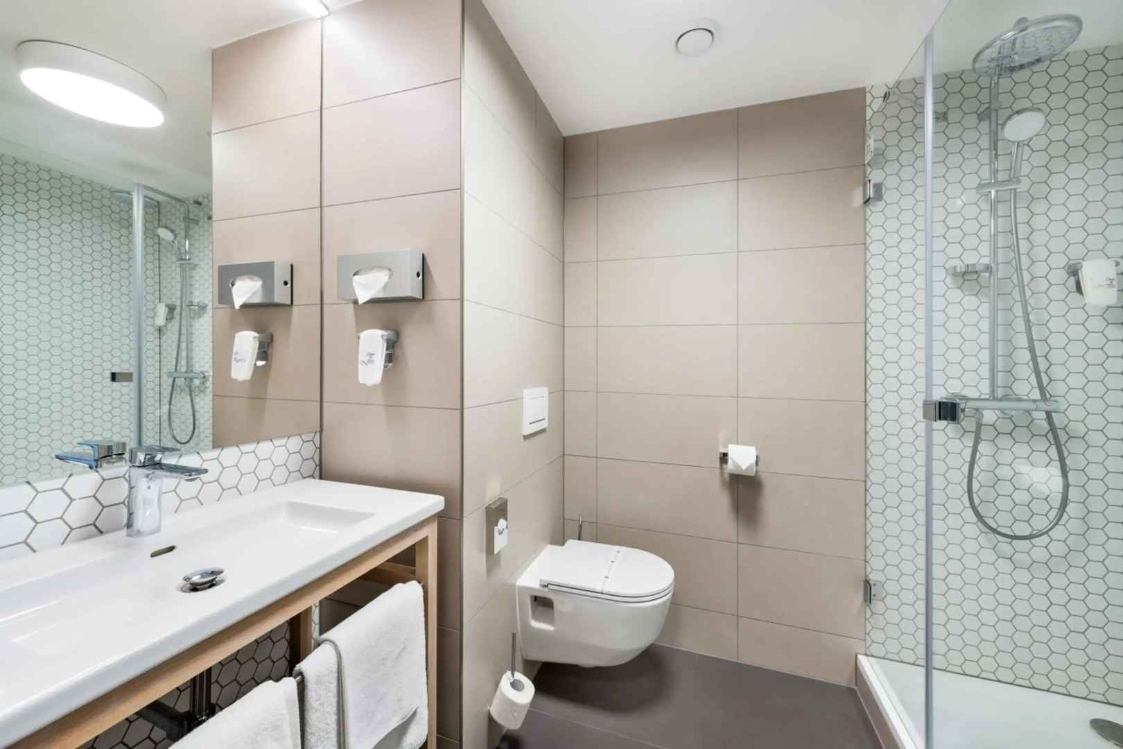 Holiday Inn Prague Airport by IHG