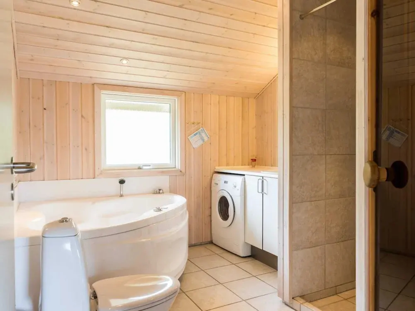 6 Person Holiday Home in Tarm