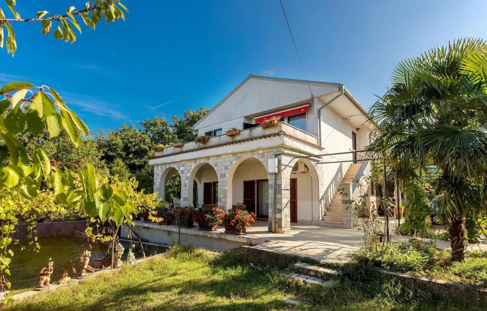 Nice Apartment in Malinska With 2 Bedrooms and Wifi