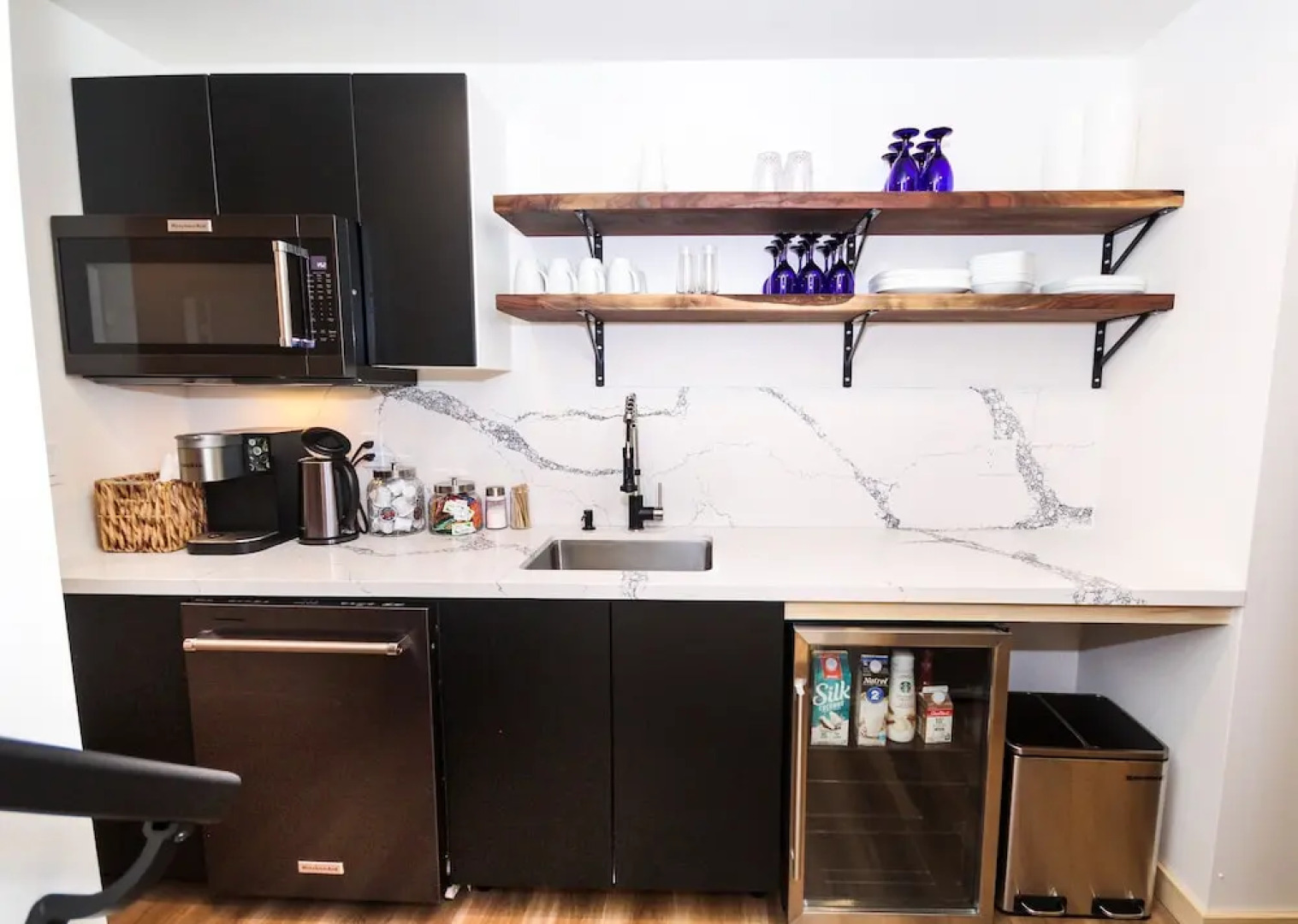 Stone Cove Waterfront Adults Only B&B