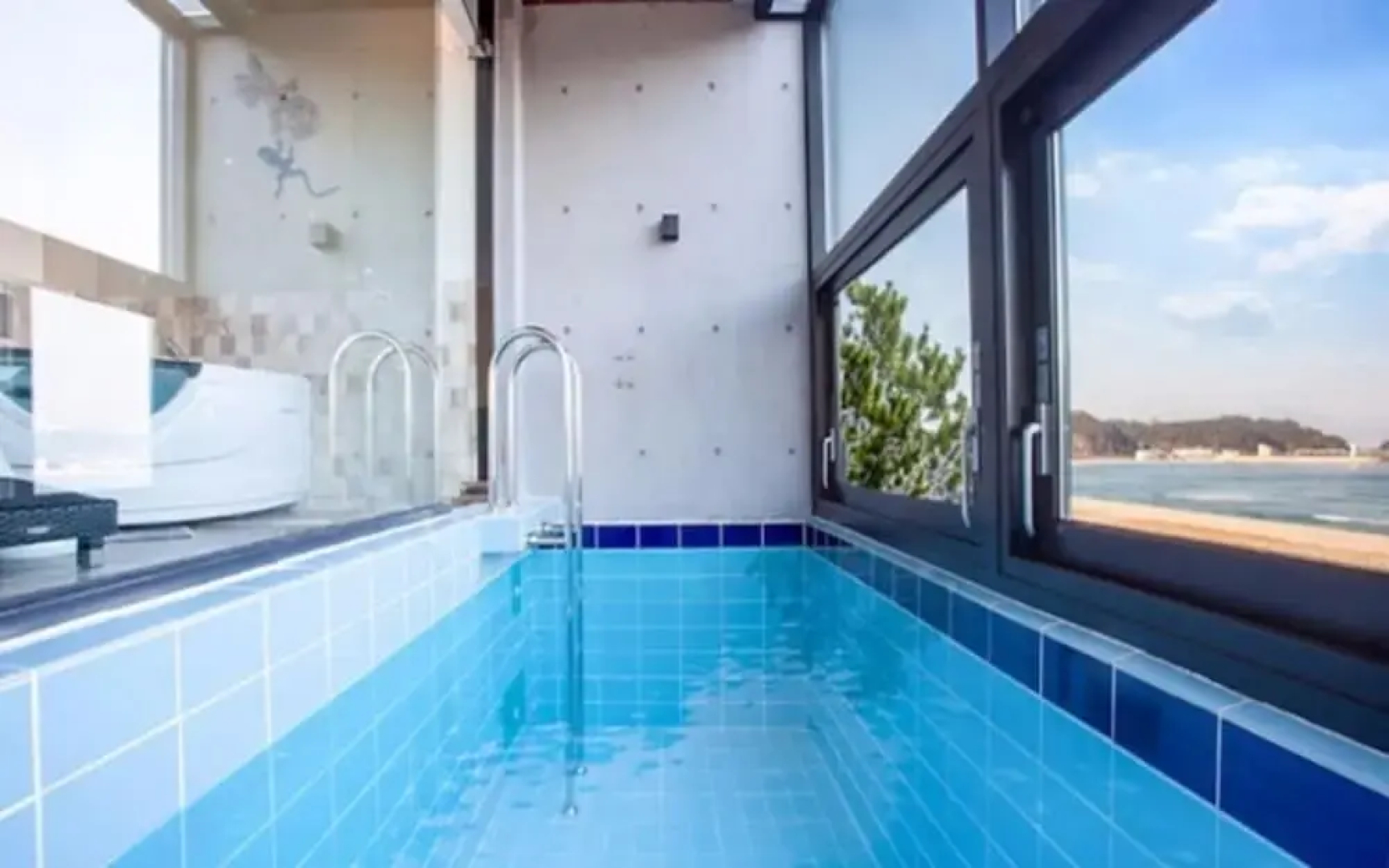 Lahene Poolvilla