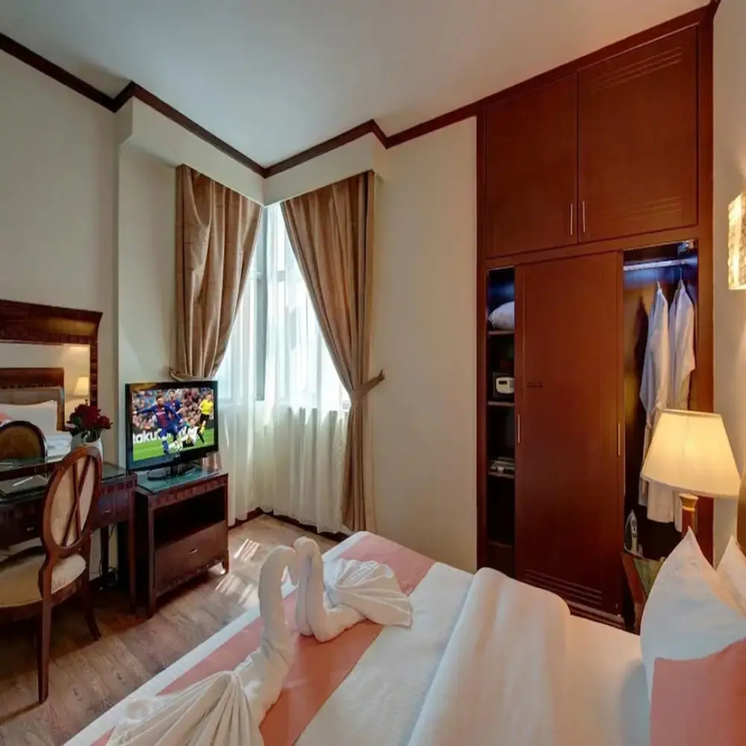 Royal Tulip Dancenter Suites Sharjah