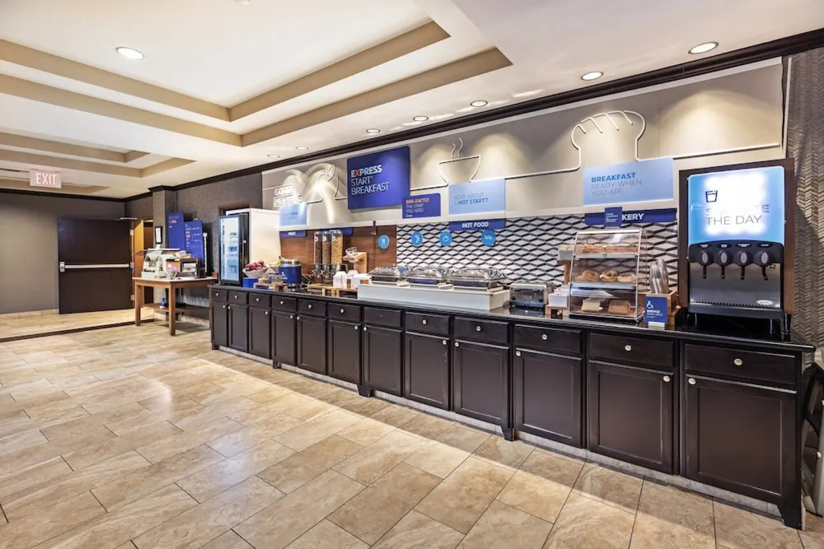 Holiday Inn Express & Suites Floresville, an IHG Hotel