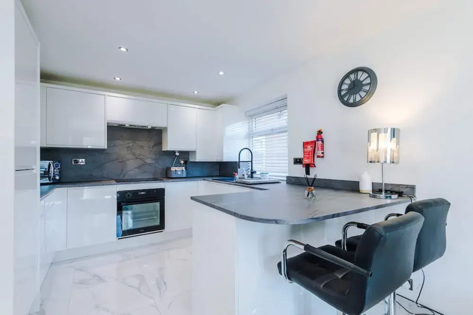 Modern 1BR Apartment in Whitefield