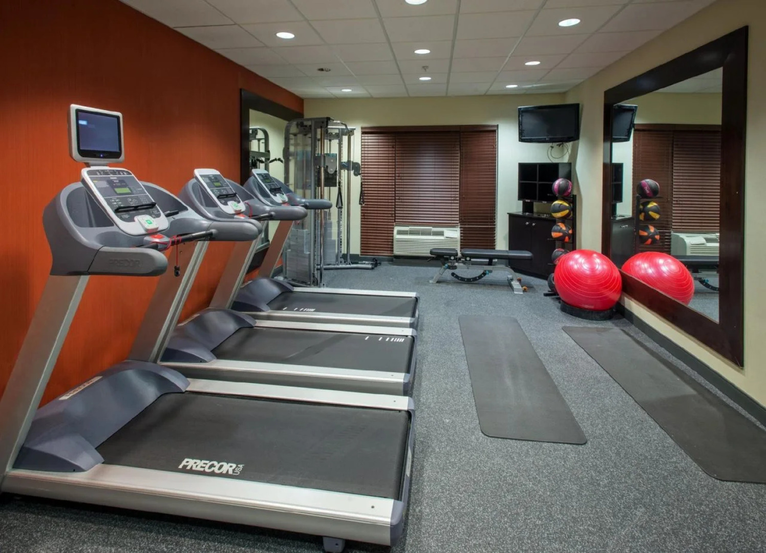 Hampton Inn & Suites Mobile I-65@ Airport Blvd