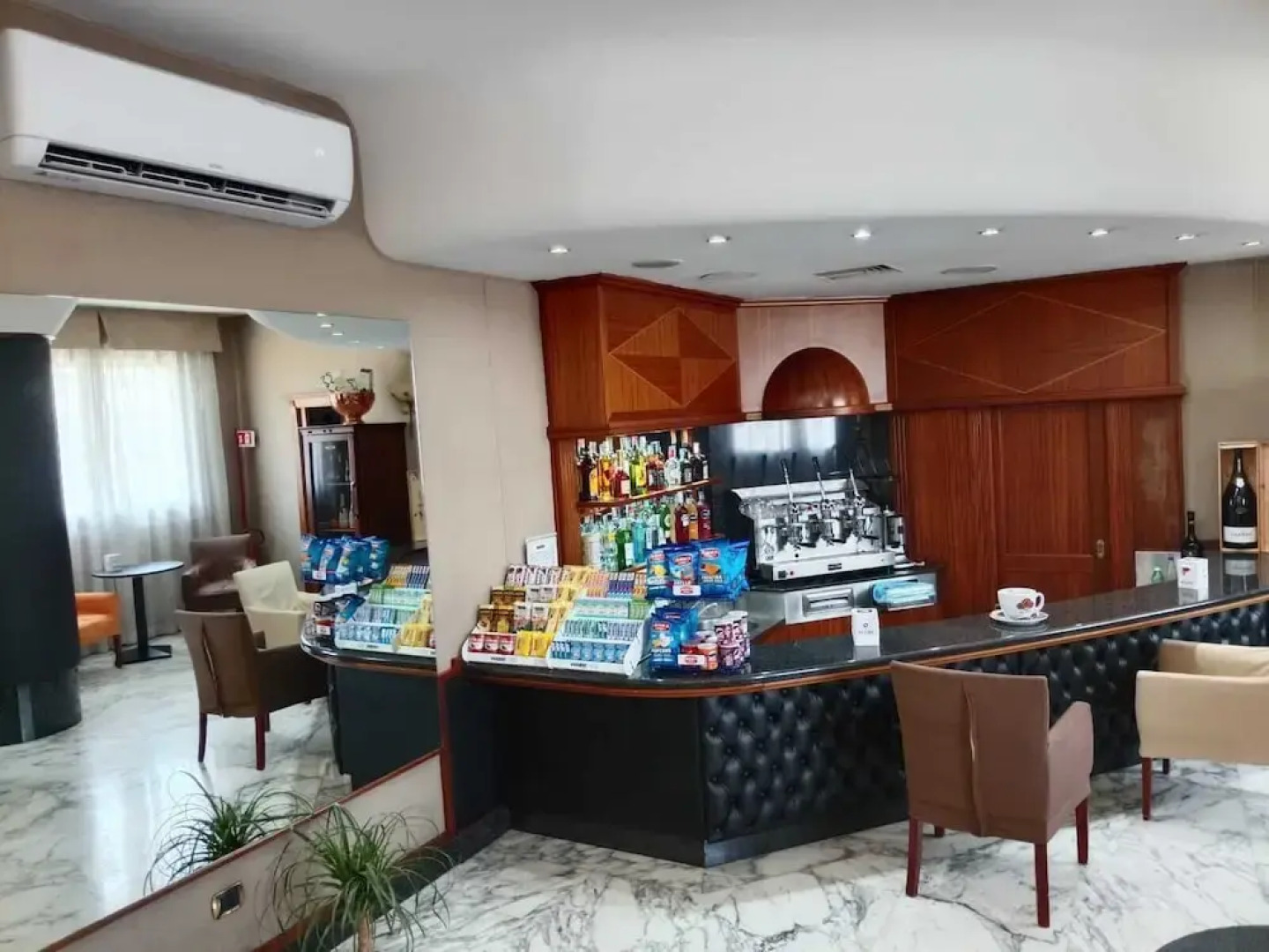 Hotel La Fayette Licola